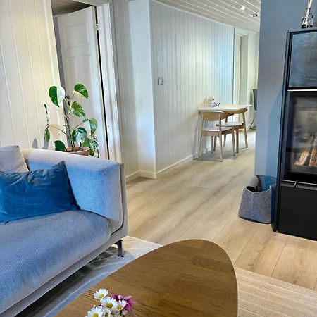 Down Town Apartment With Outside Area In Villa Kristiansand Exterior foto