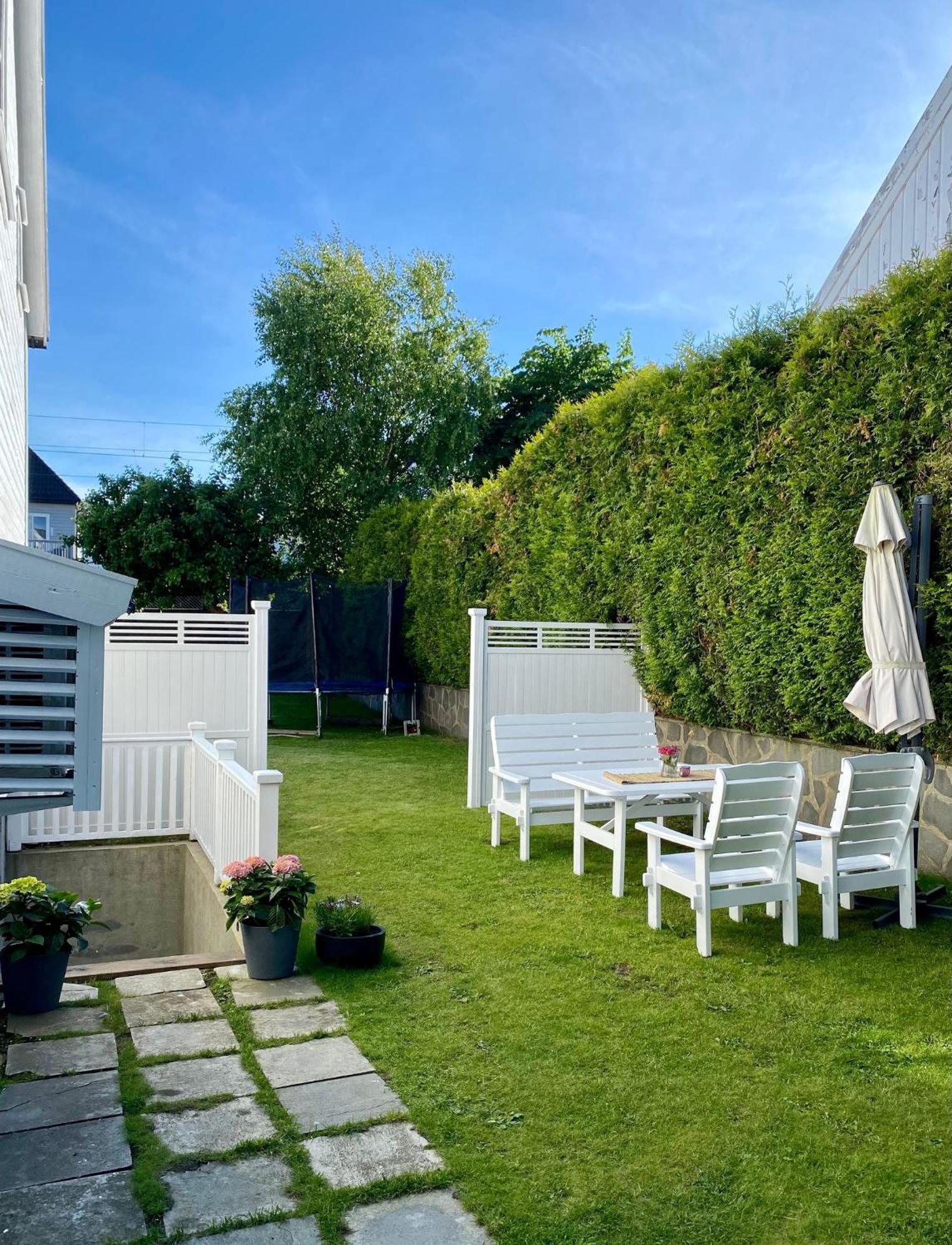 Down Town Apartment With Outside Area In Villa Kristiansand Exterior foto